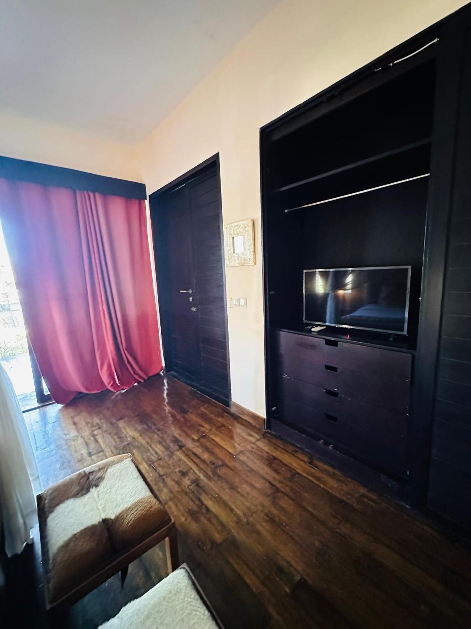 La Villa Джили Трауанган Екстериор снимка